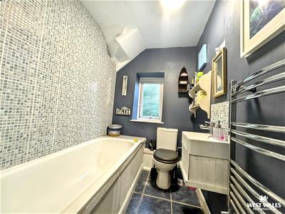Picture 19